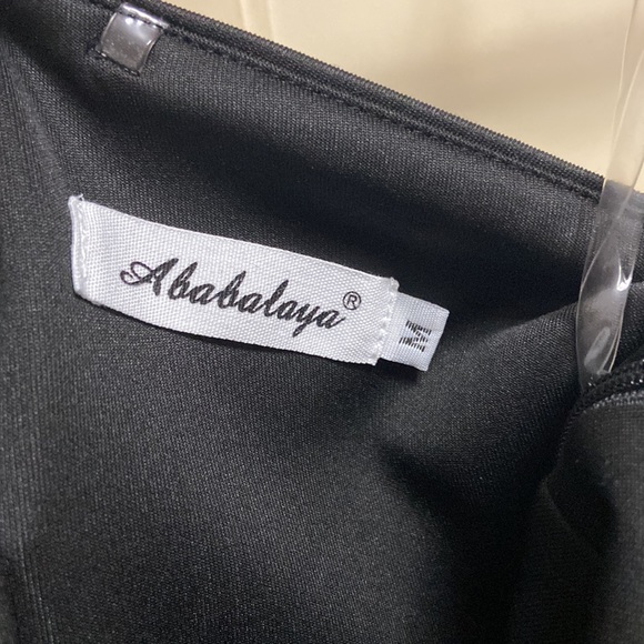 Black gown M - Picture 6 of 10